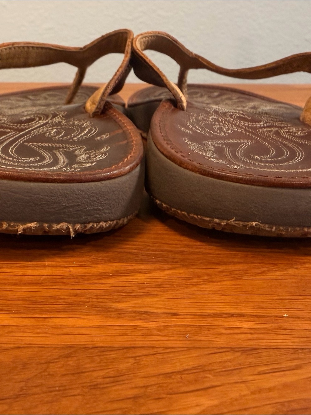 Paniolo by OLUKAI Woman’s Premium Brown Leather Sandals with Embossed Footbed - Picture 5 of 11